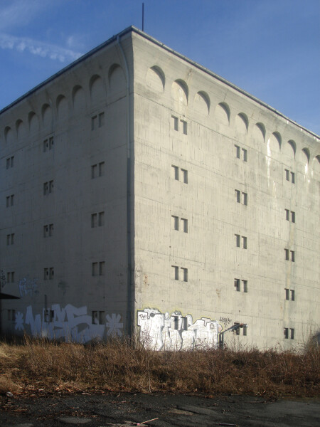 Hochbunker Grusonstraße
