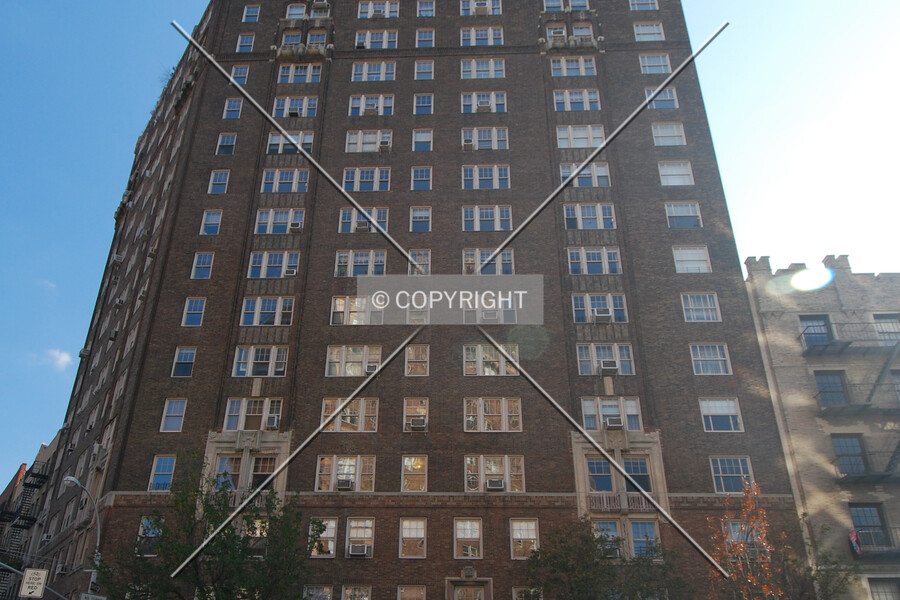 302 West 12th Condominiums