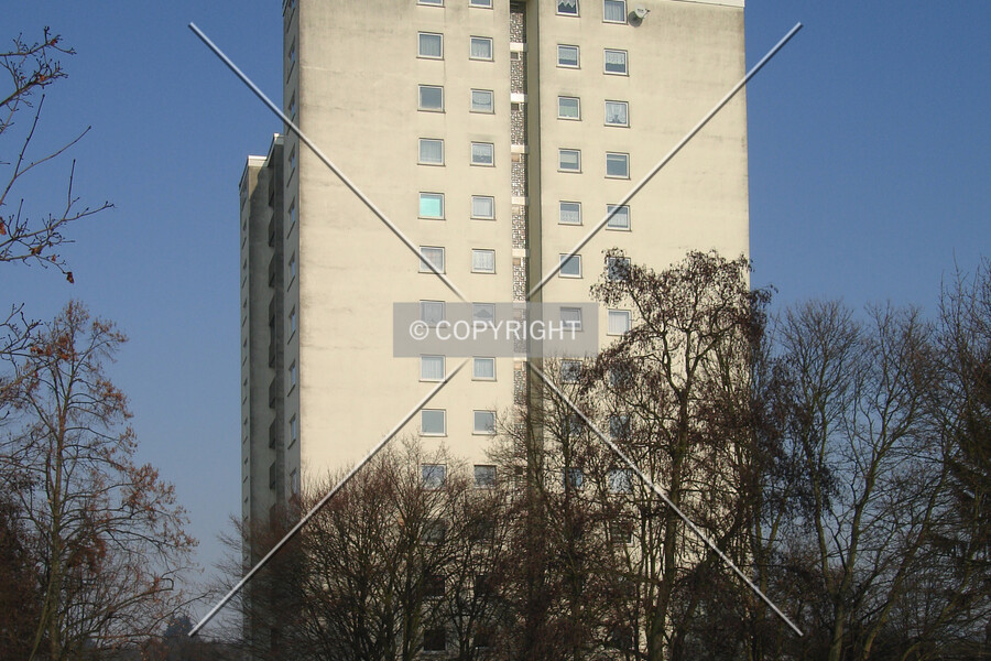 Schillerstraße 2