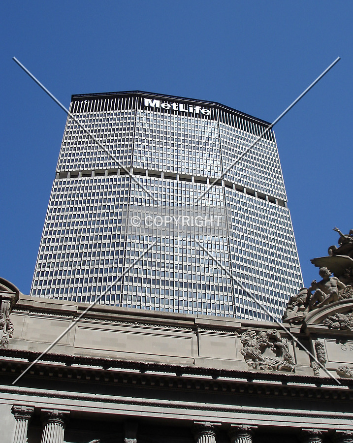 MetLife Building by Royce Douglas