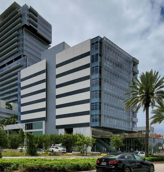 Aventura Optima Plaza