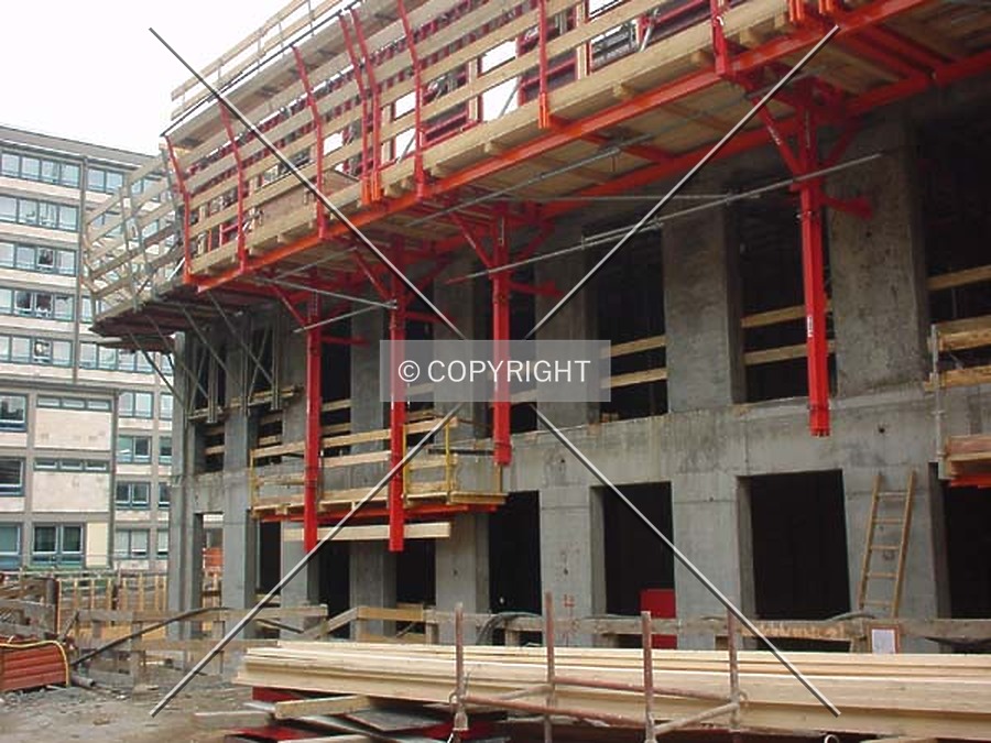 Hochhaus MainForum by Nephilim