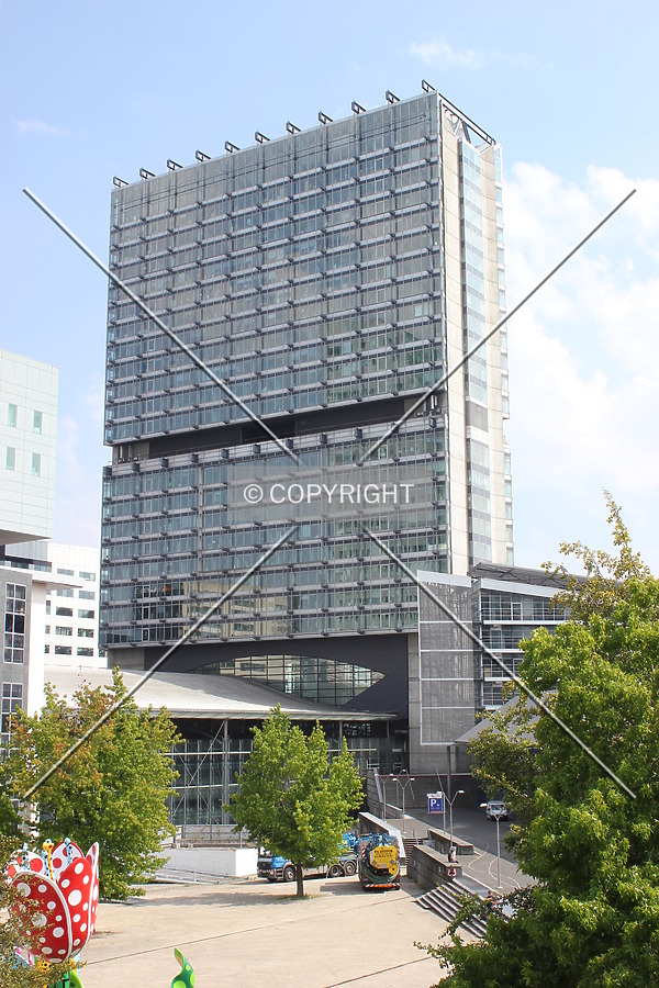 Tour Lilleurope by Florian Barbier