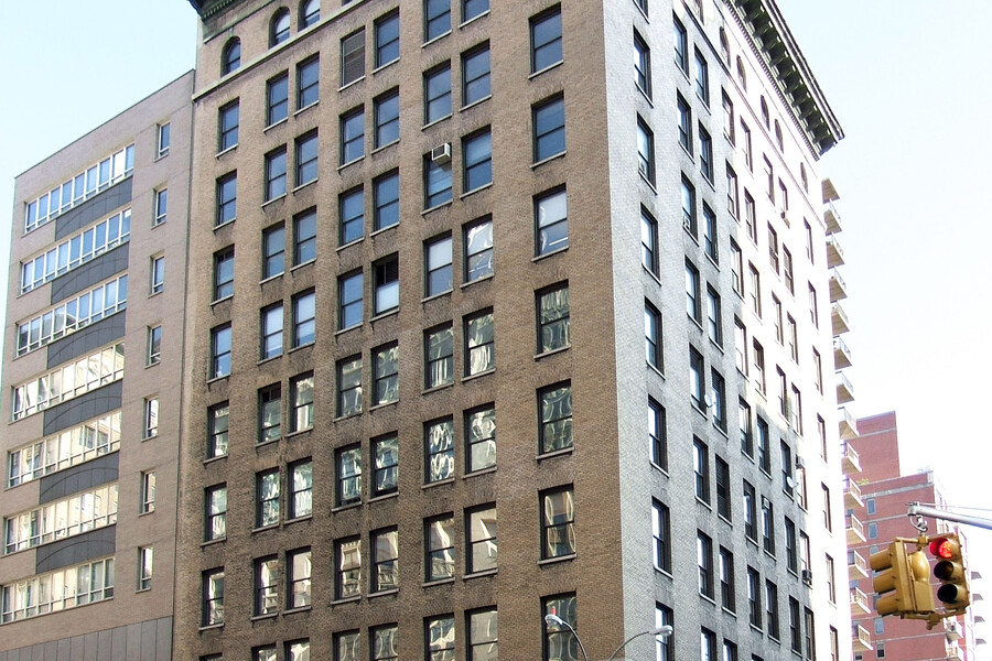 443 Park Avenue South