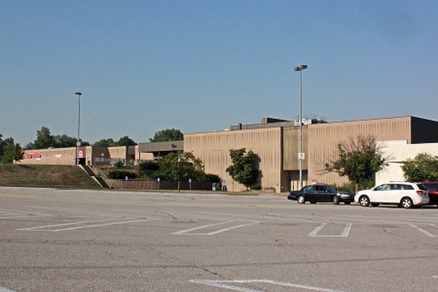 Jamestown Mall by Ryan Hildebrand