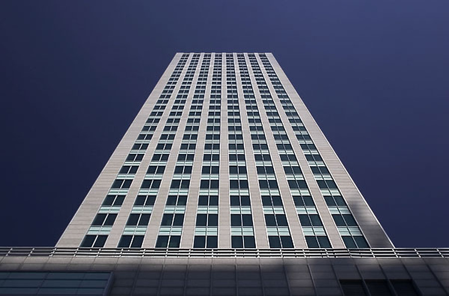 Warsaw Financial Center by Pavel Toczynski