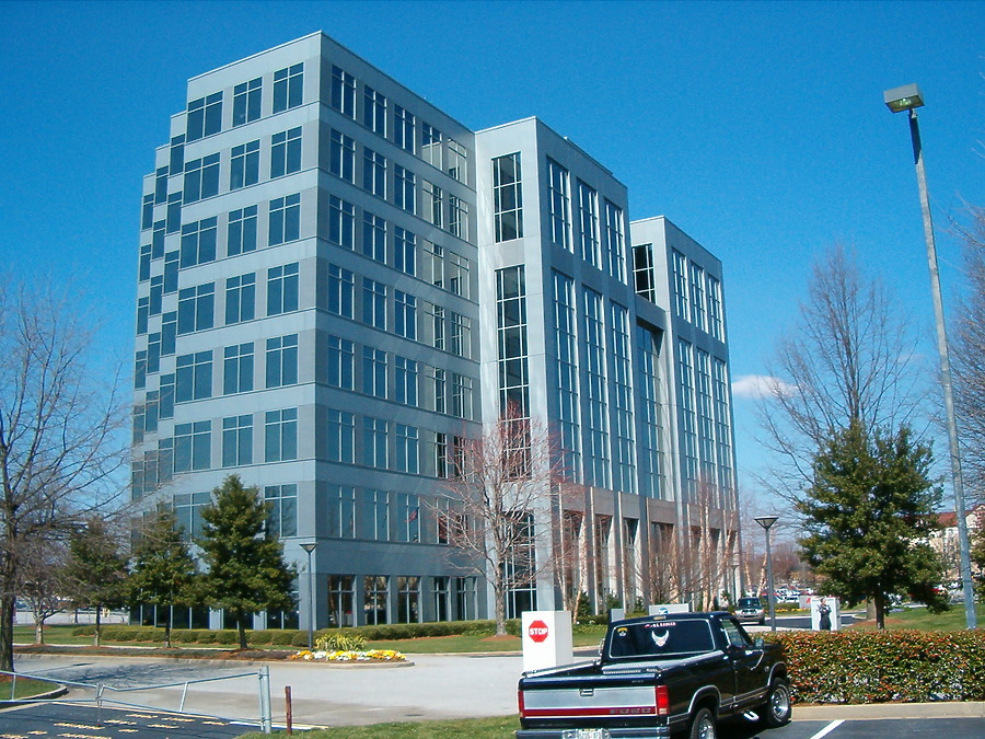 100 Hartsfield Centre by Rodney Gunn