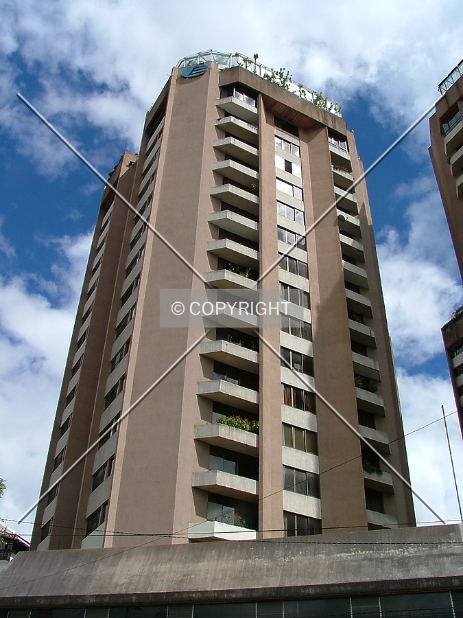 Torres Almagro Torre A by Rodrigo Salas