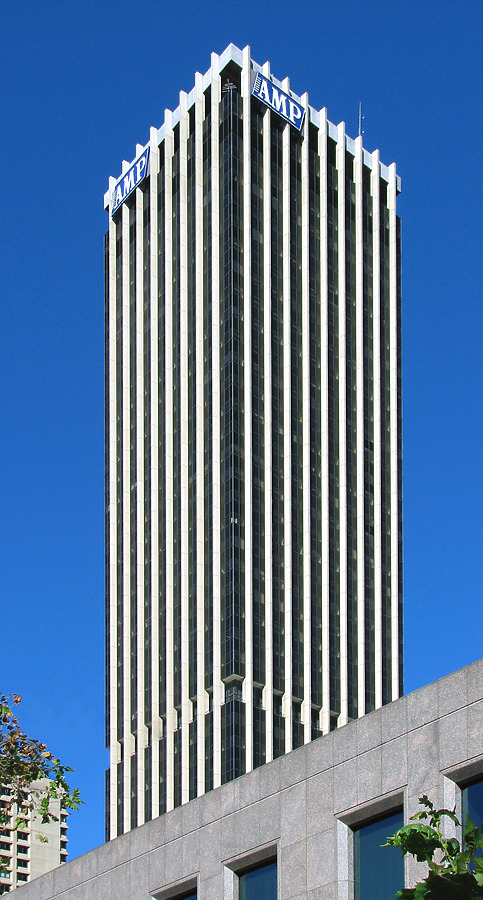 Quay Quarter Tower by Wilson Ling