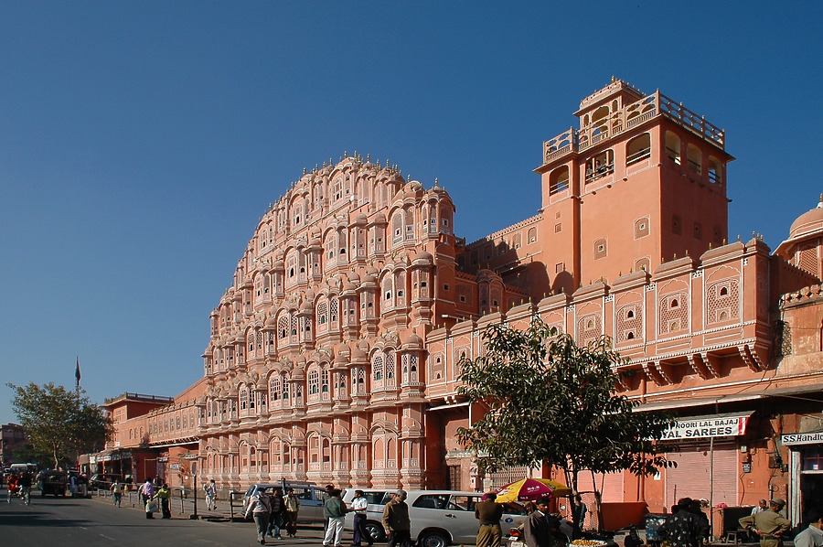 Hawa Mahal by John Bek