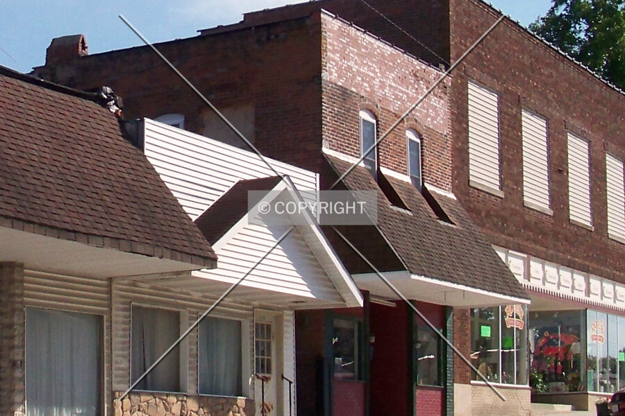 318 Broadway Street