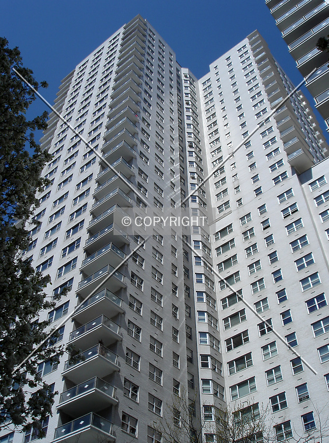 Pavilion Apartments by Royce Douglas