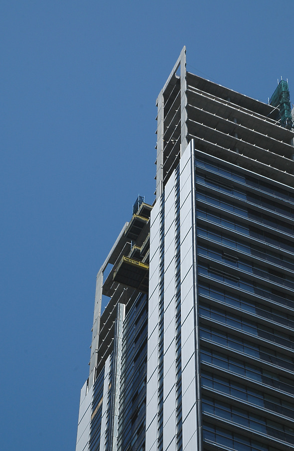 Lumière Residences by John Bek