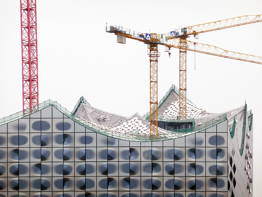 Elbphilharmonie by Der Hamburger