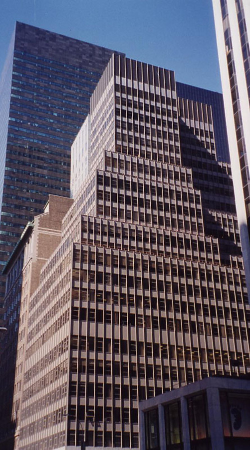 600 Madison Avenue by Nate Lindsey