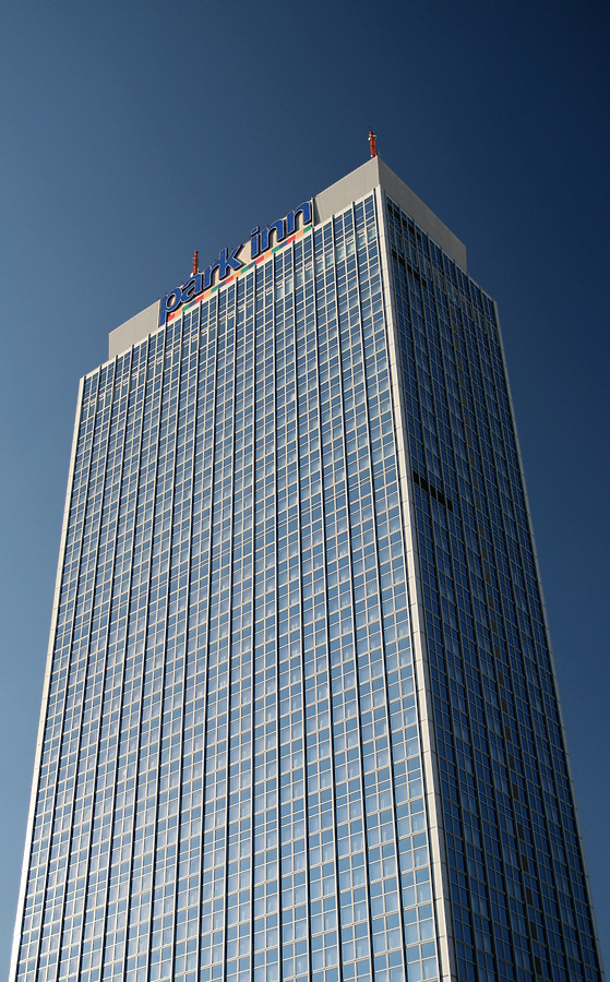Park Inn Berlin Alexanderplatz by Anders Skærlund Petersen