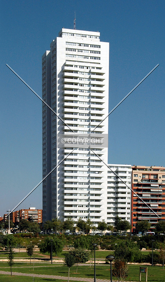 Torre de Francia by Jorge Molina
