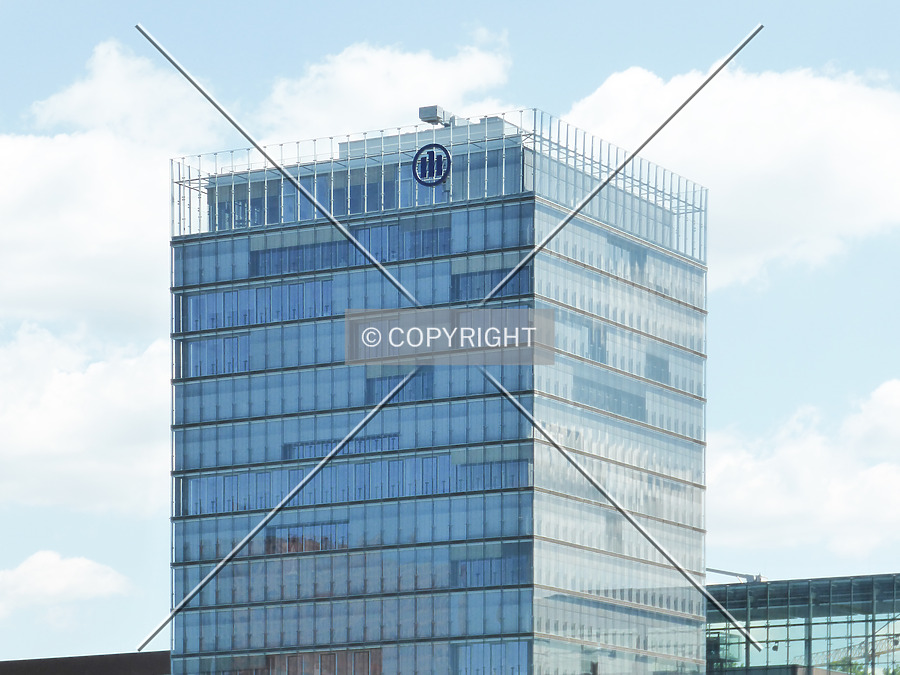 Allianz-Kai by Nephilim