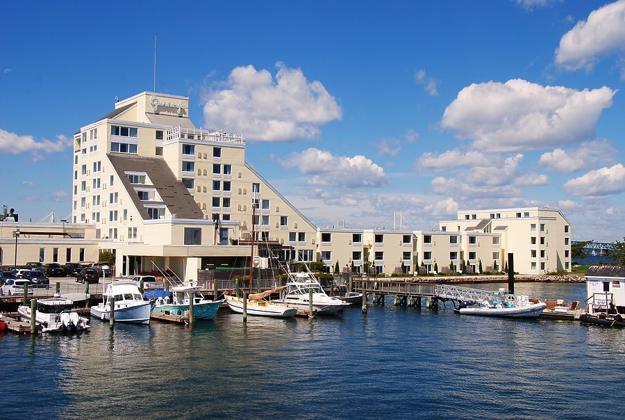 Hyatt Regency Newport by Brian LoBue