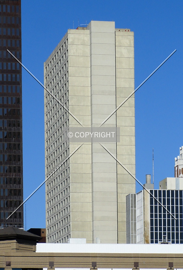 Des Moines Marriott by Chris Patriarca
