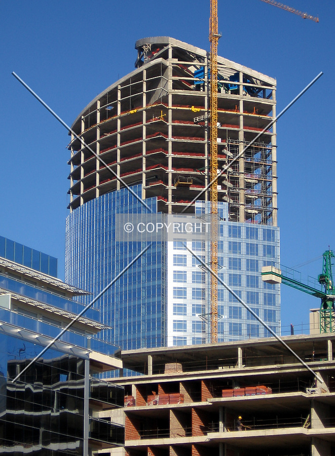 Torre Repsol YPF by Maximiliano Buono