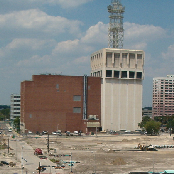 AT&T Building by Rodney Gunn