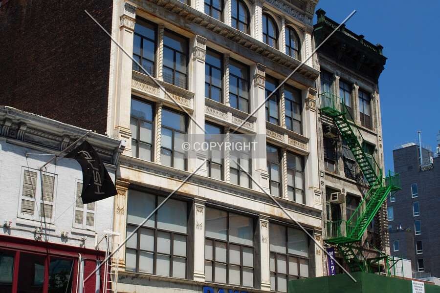 581 6th Avenue