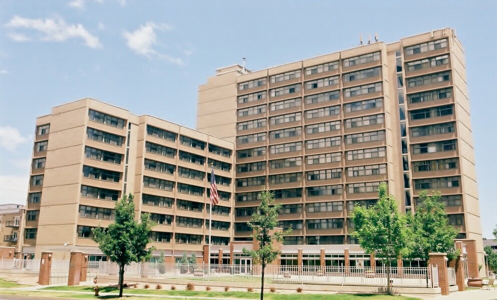 226-584-997