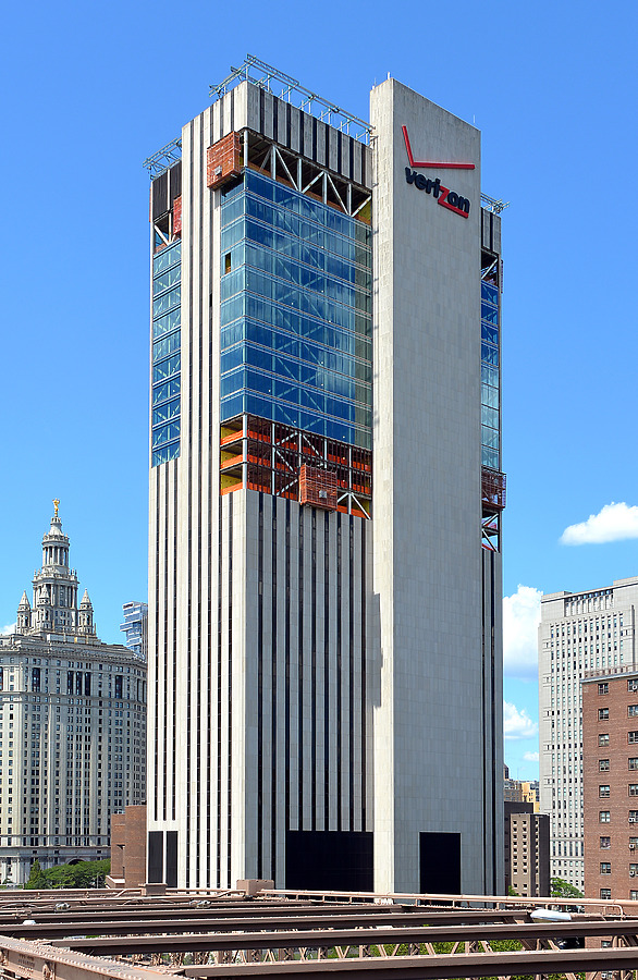 375 Pearl Street by John W. Cahill