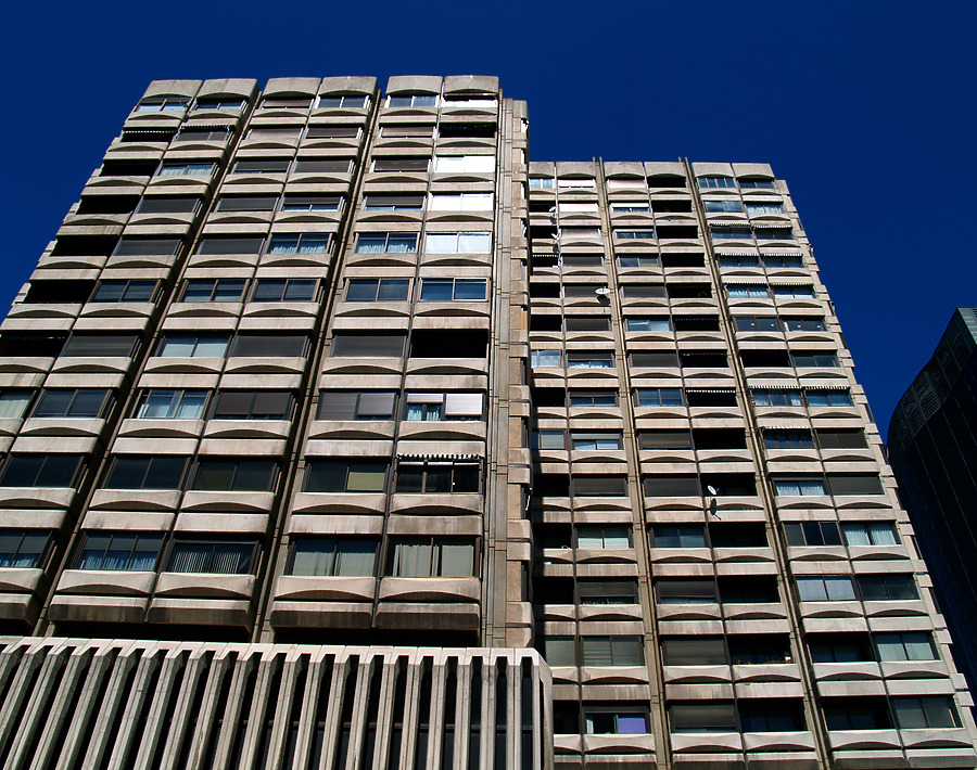 Orense 6 by Cesar Serrano