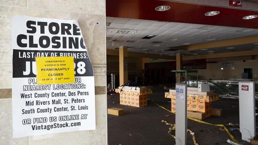 Chesterfield Mall by Dilip Vishwanat/St. Louis Business Journal