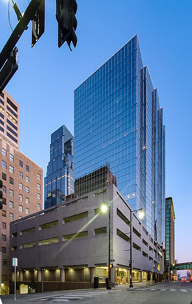 12 Wyandotte Plaza