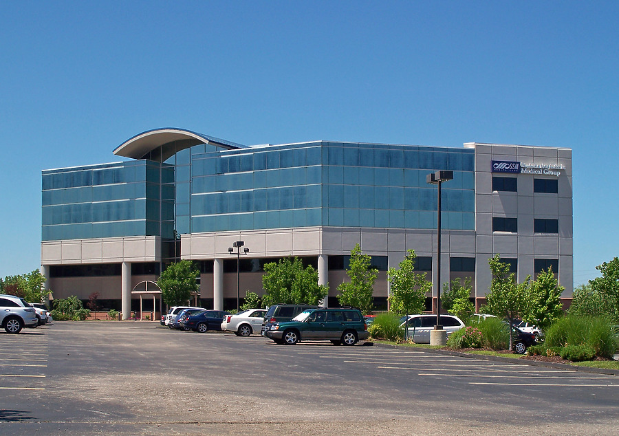 Wall Street Plaza I by Ryan Hildebrand