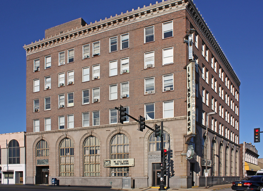 Lindell Bank Building by Ryan Hildebrand