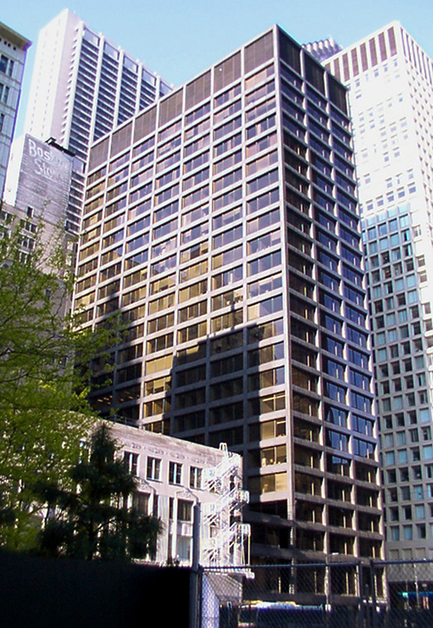 33 North Dearborn by Daniel Kieckhefer