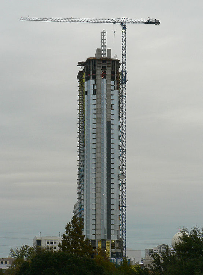 360 Condominiums by Kevin Lehnhardt