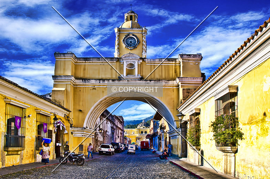 Arch of Santa Catalina by Jorge Molina