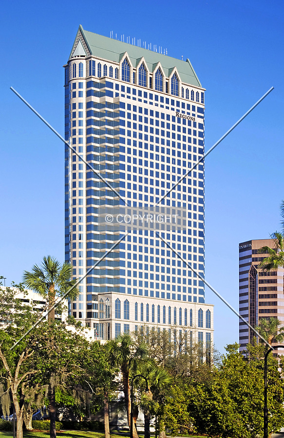 100 North Tampa by Jorge Molina