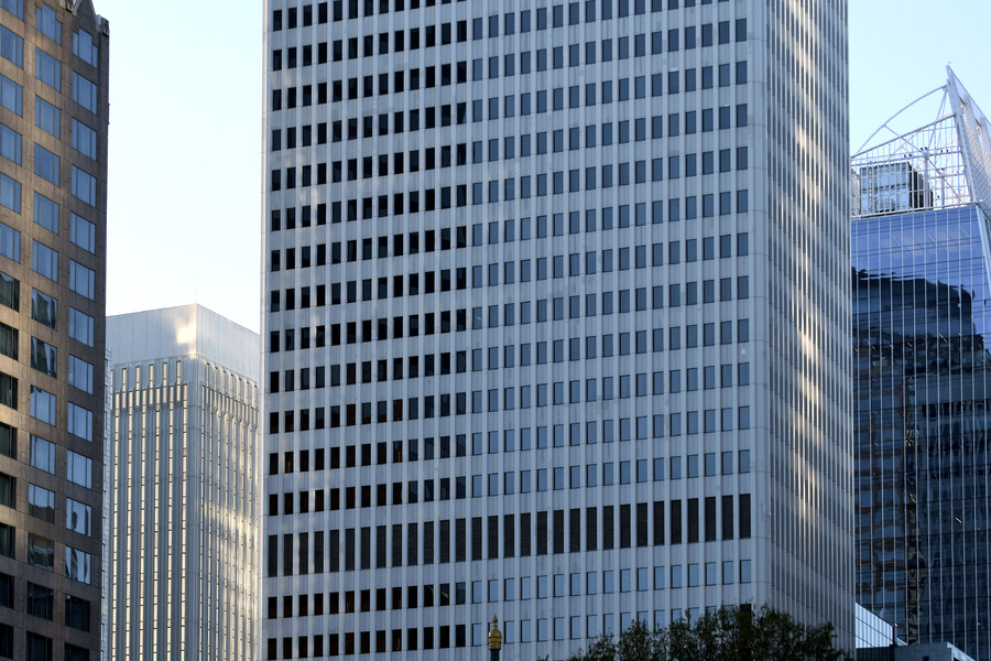 Two Wells Fargo Center