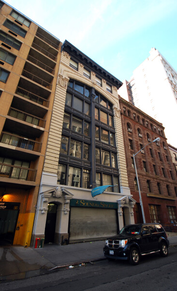 18 East 16th Street