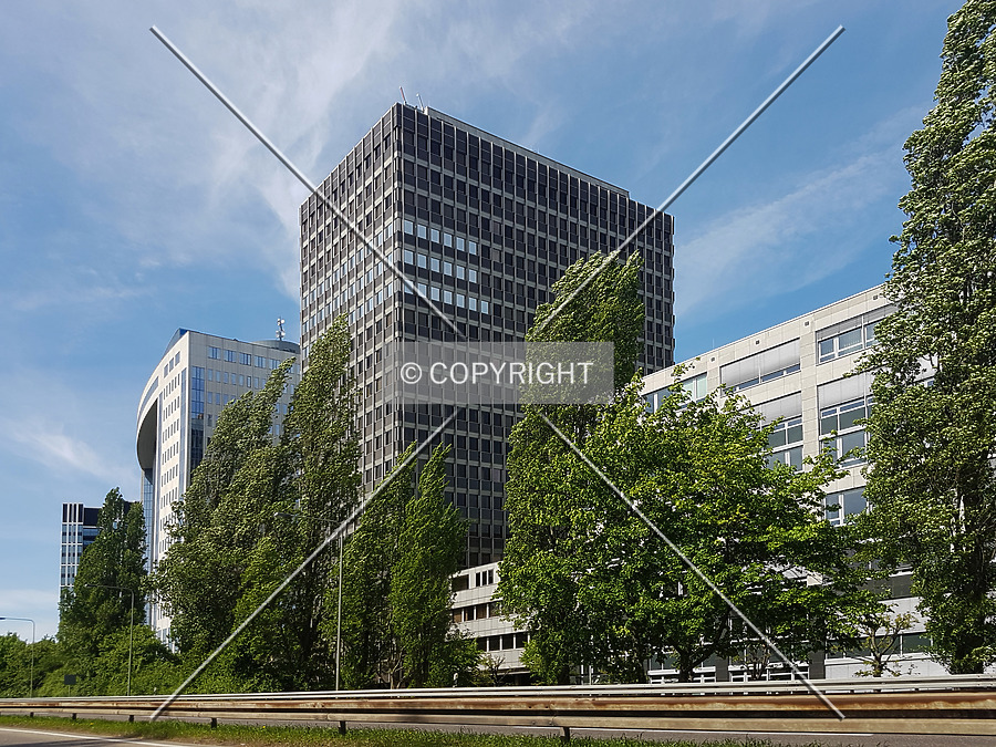 Theodor-Heuss-Allee 110 by Nephilim