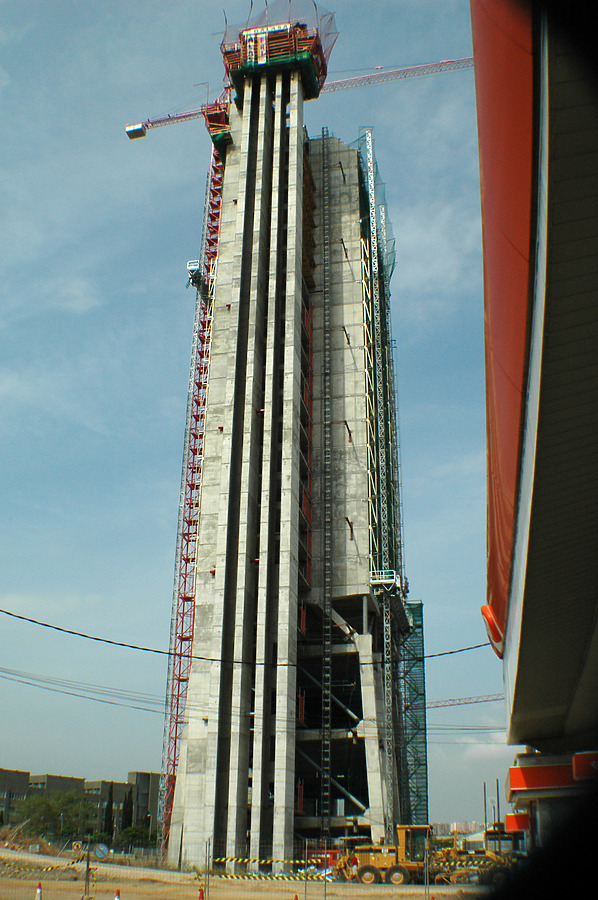Hesperia Tower by David Guija