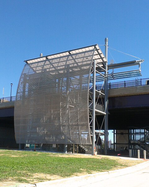 Scott Avenue Transit Station (West)