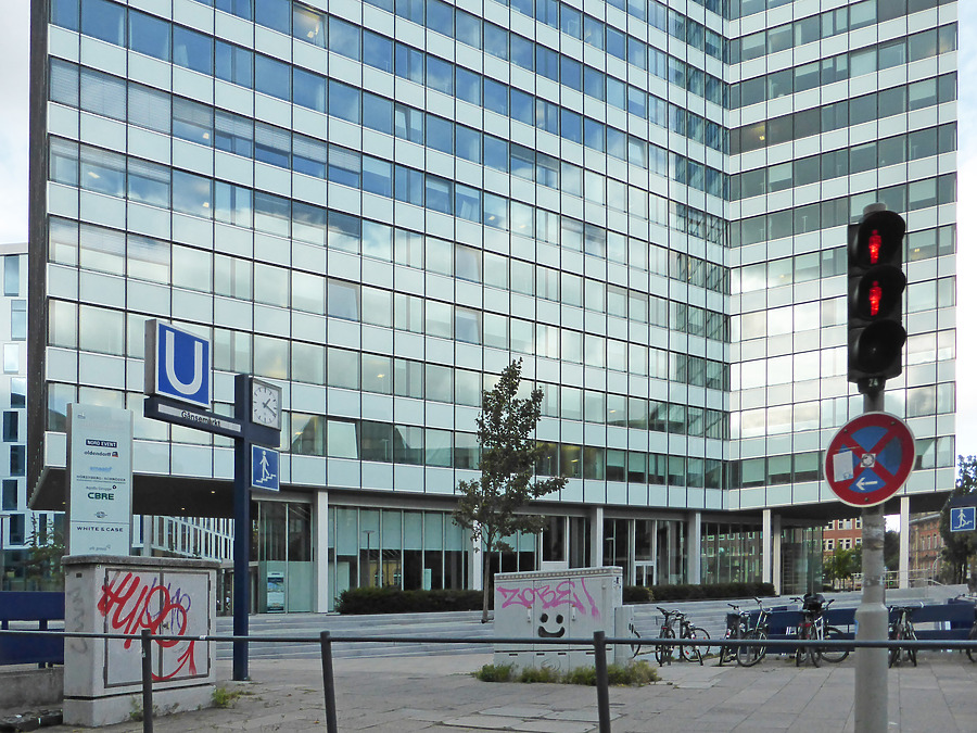 EMPORIO-Hochhaus by Der Hamburger