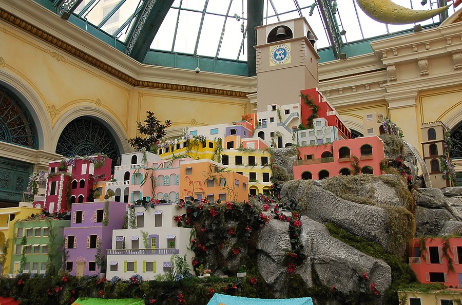 Bellagio Resort & Casino by Brian LoBue