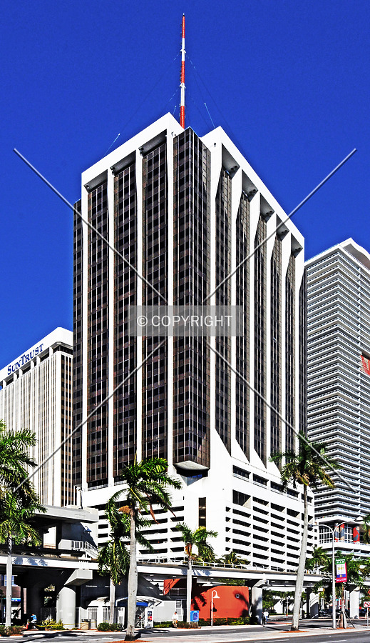 One Biscayne Tower by Jorge Molina