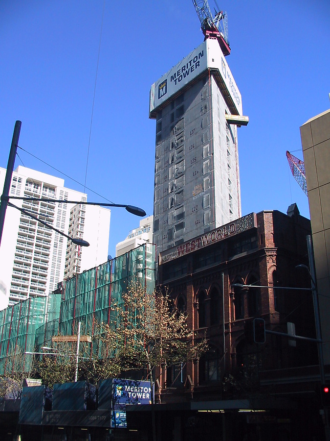 Meriton Tower by John Bek