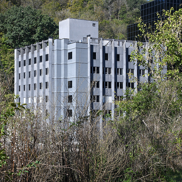 Elliott Building by John W. Cahill