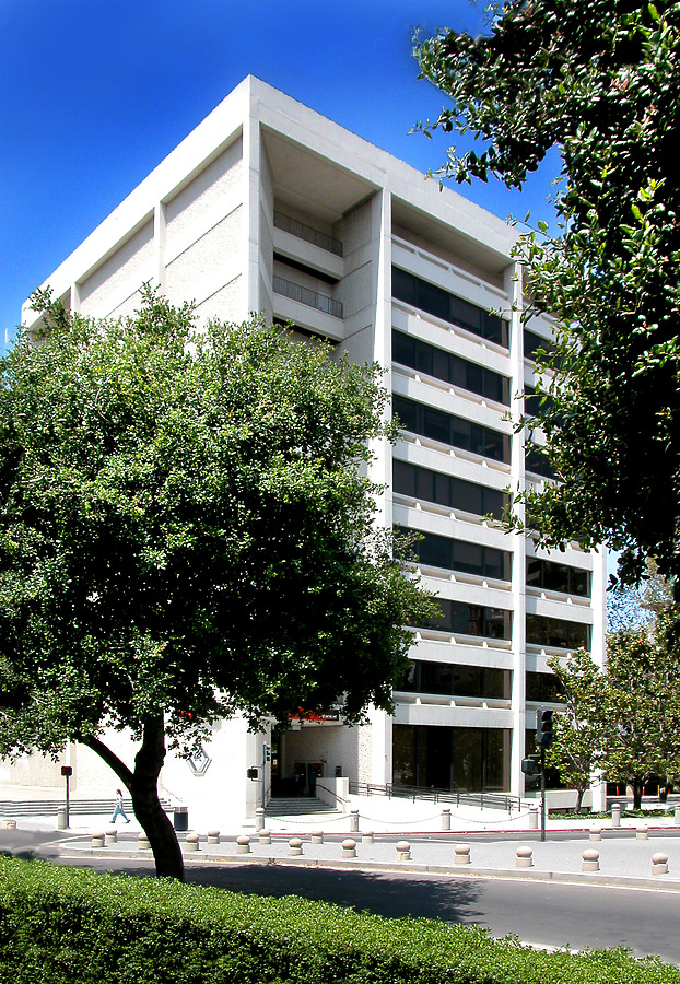 Wells Fargo Building by Jim Schwartz