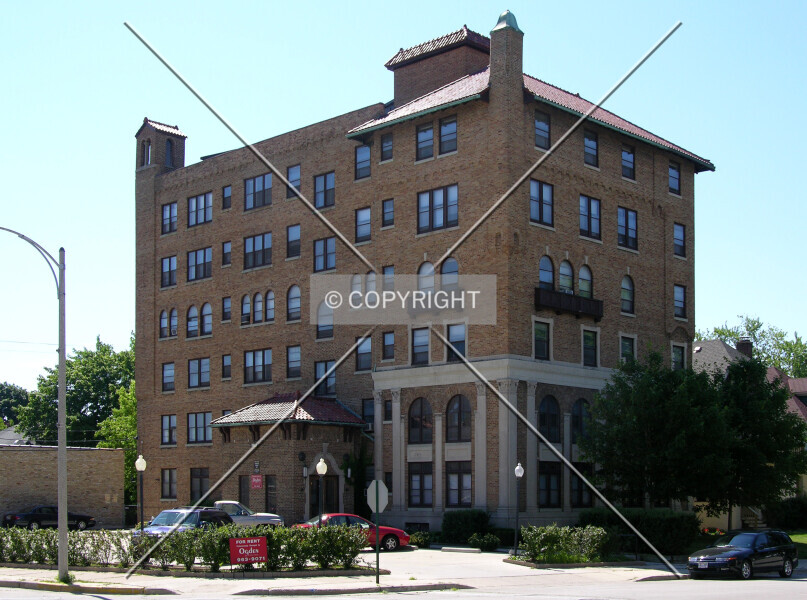 Casanova Apartments
